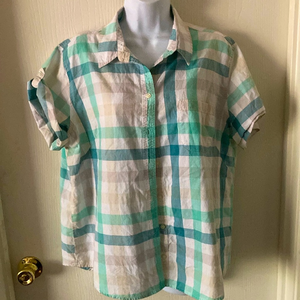 Lee riders plaid button up.